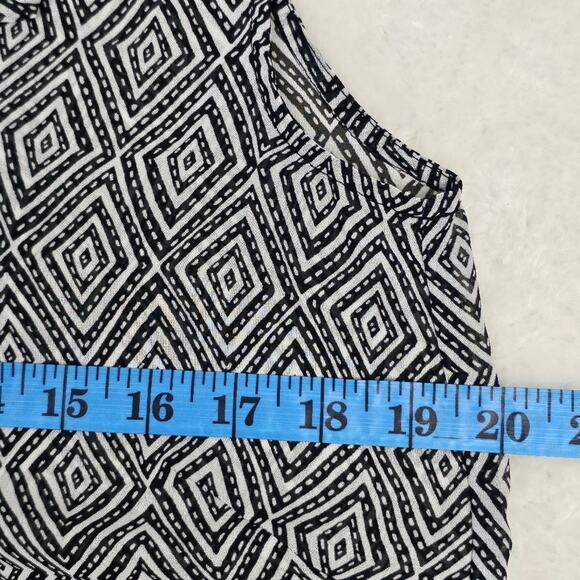H&M Black-White Geometric Sheer Sleeveless Button-Down Blouse Size 4 - Picture 8 of 9
